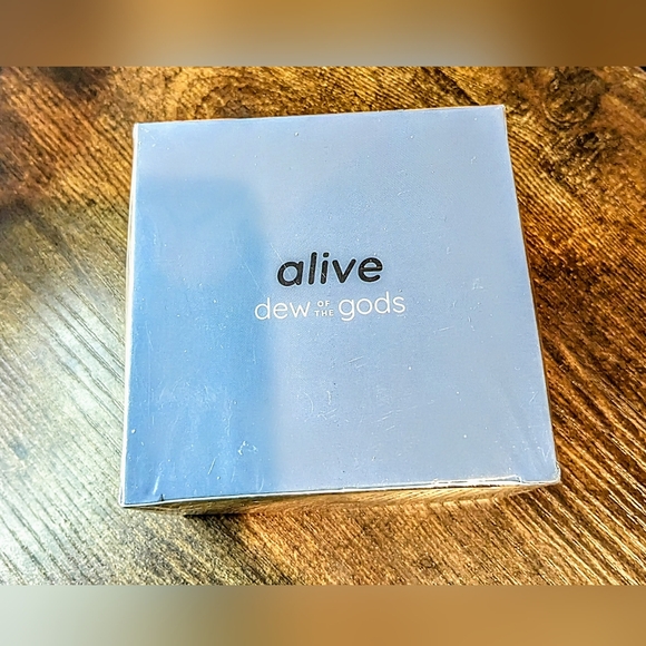 5/75$ DEW OF THE GODS Alive Icelandic Silica Detox Mask - Picture 4 of 8